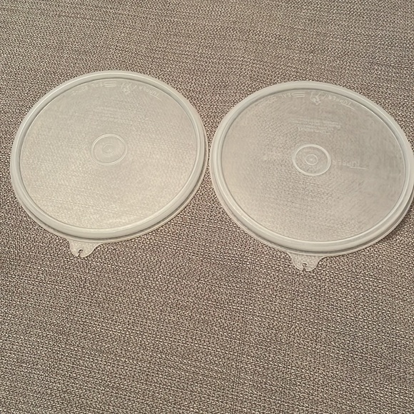 Vintage Tupperware C Replacement Lids Set of 2 - Picture 6 of 6